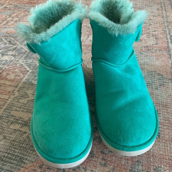 UGG Mini Bailey Button Boots - Picture 4 of 6